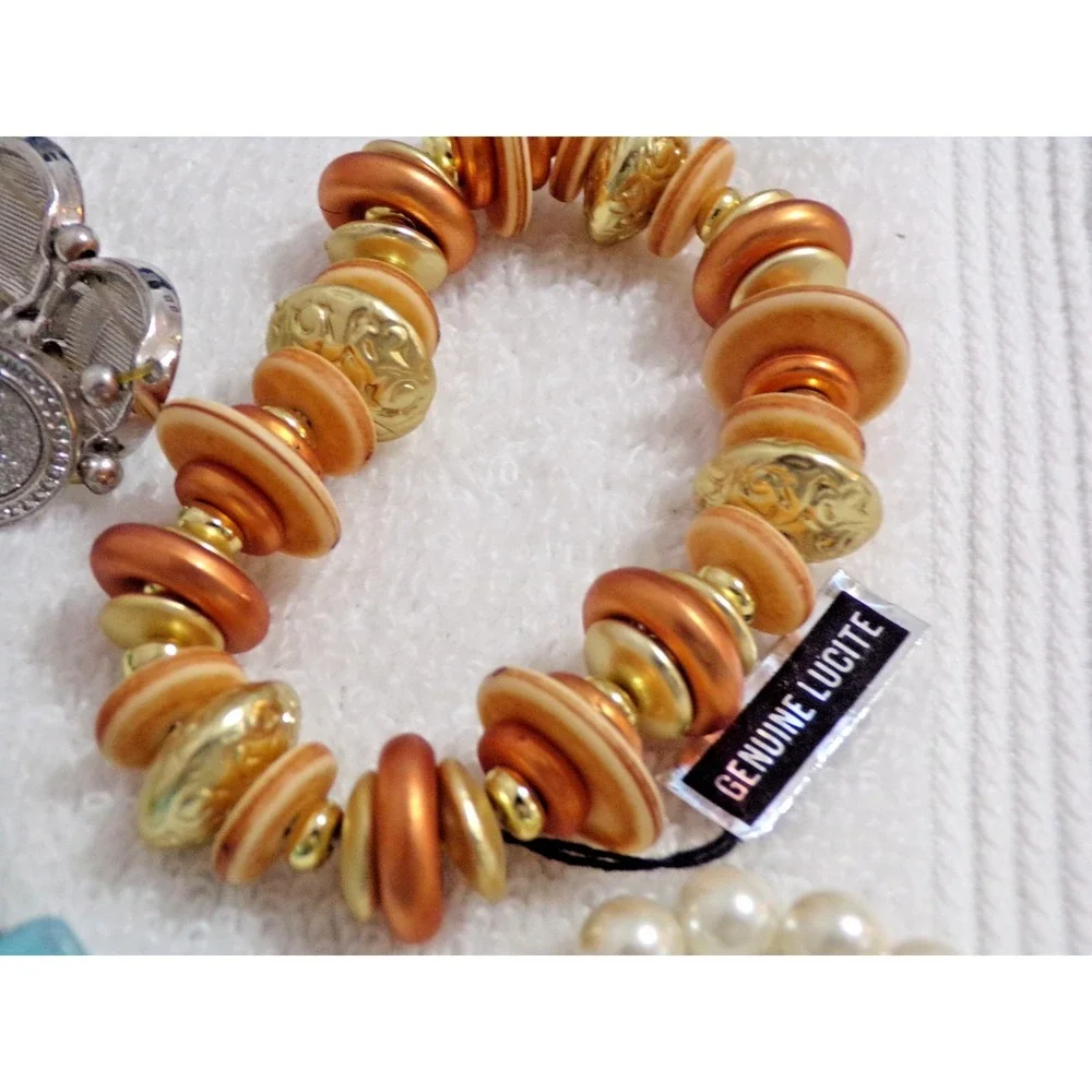 Set of 5 Stretchy Bracelets w/Stones and 2 Magnetic Therapy Bracelets 7